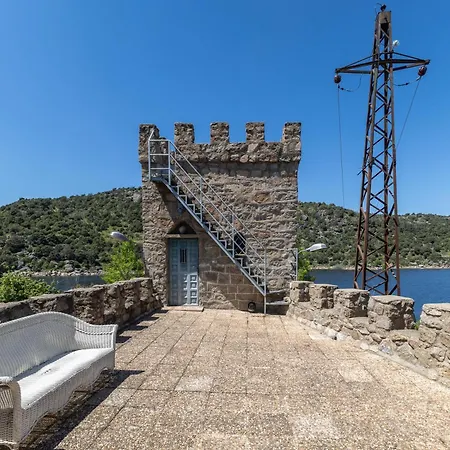 Isla Del Burguillo Lantställe Ávila